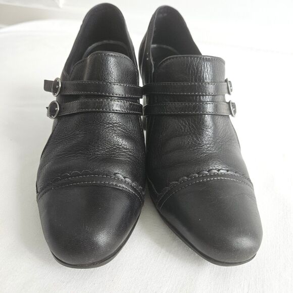 CLARKS Boots Womens 8.5 Black Genuine Leather Ankle Block Heels ARTISAN Stanhope - Picture 4 of 9